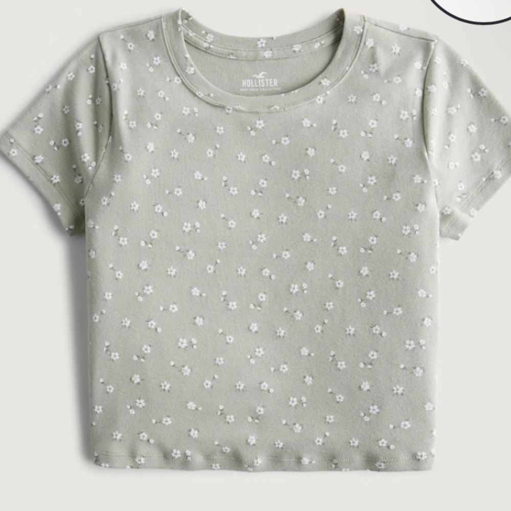 Green must-have collection baby tee